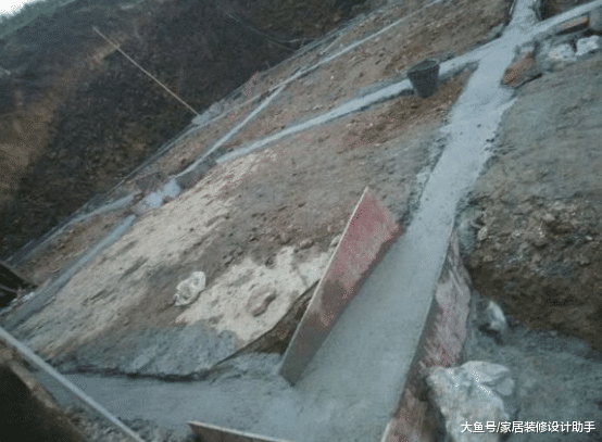 攒40万血汗钱、辛苦十个月为儿子建两层洋房, 却被儿媳批评一无是处