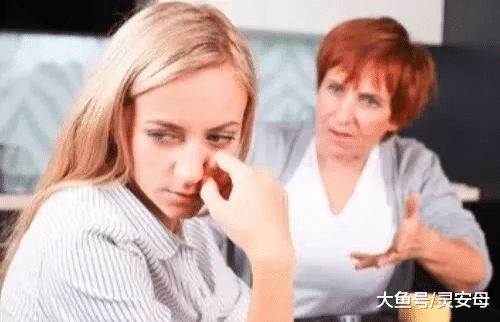 “老公，我妈说了，彩礼少给两万”“只少两万？还是分手吧。”