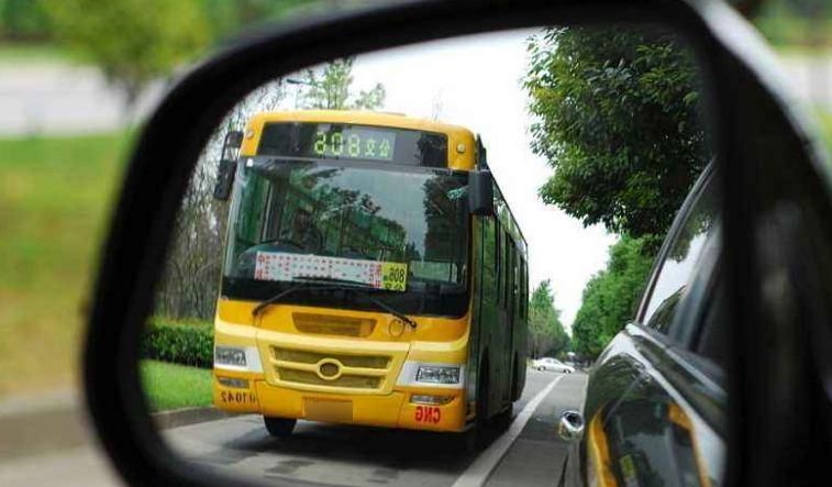 厂家故意设计的四大汽车“故障”，千万可别修，有了反而还好用