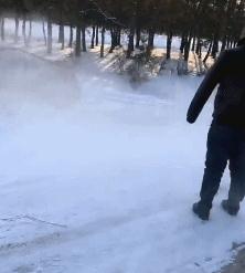 爆笑GIF图：舞蹈系女生能给你的生活带来更多的可能