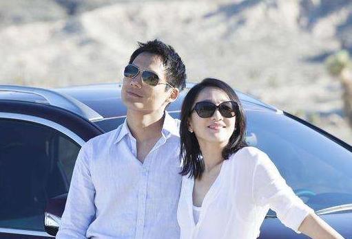 一起參觀周迅北京住的豪宅，平時經常拍古裝劇，家里也古香古色