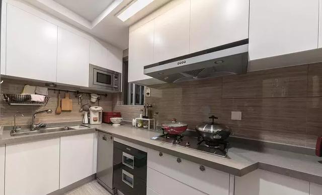 85㎡北欧两居房，邻居来参观都说美爆了，还要走了设计师的电话！