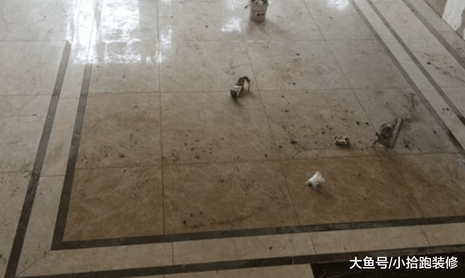 請師傅做拼花造型，可當鄰居看到后，卻當場建議業主換師傅