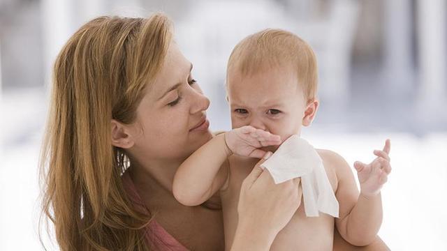 选对婴儿湿巾，让宝宝远离细菌侵扰，三步教会你如何正确选购