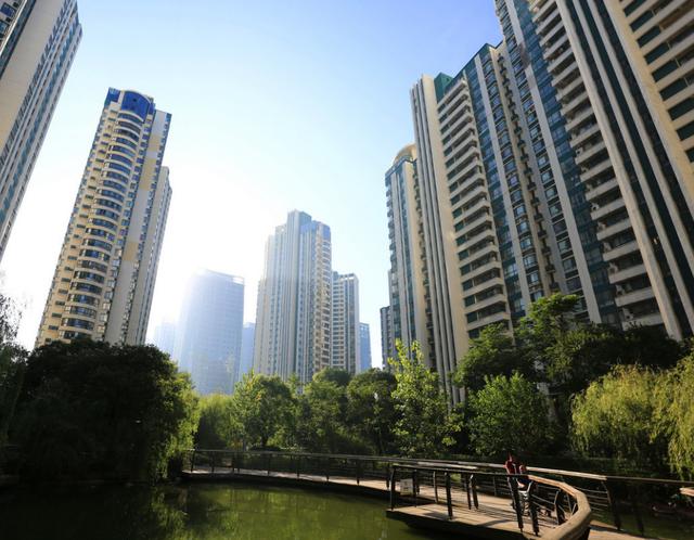 给购房小白的建议：买3不买2，面积超过120别考虑，3类房勿看