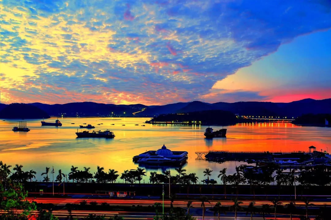 谁都别拦我，这个五一除了防城港我哪都不去！