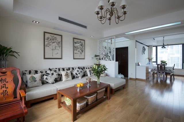 多亏有个勤快媳妇，新房收拾的干净整洁，请朋友做客面子十足