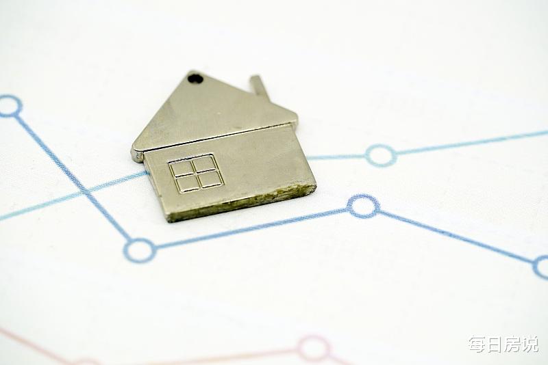 楼市被“锁定”：住建部连发4条指令、74城换脸，还能买房吗？