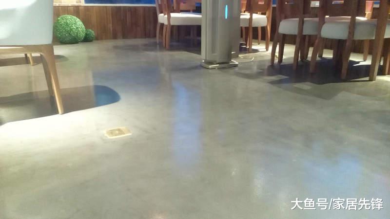 家里装修万万不要贴瓷砖，如今有钱人潮流这样设计，太实用了！