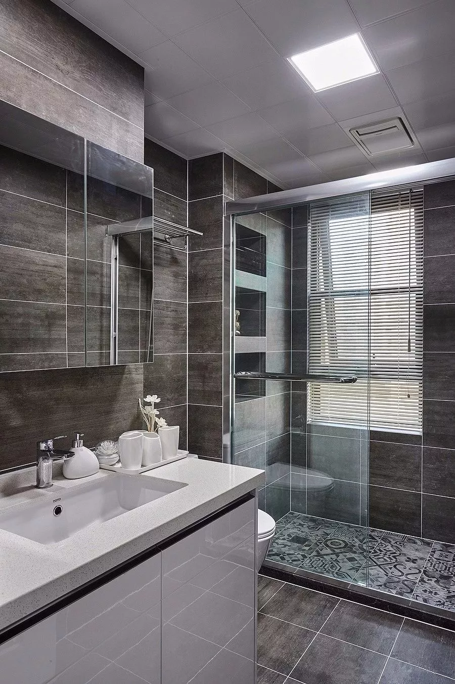 卫生间做干湿分离要如何布局？这几种方式都可以满足