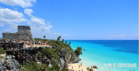 世界上第一個廢除軍隊的國家, 無一兵一卒, 有二十個國家集體保護