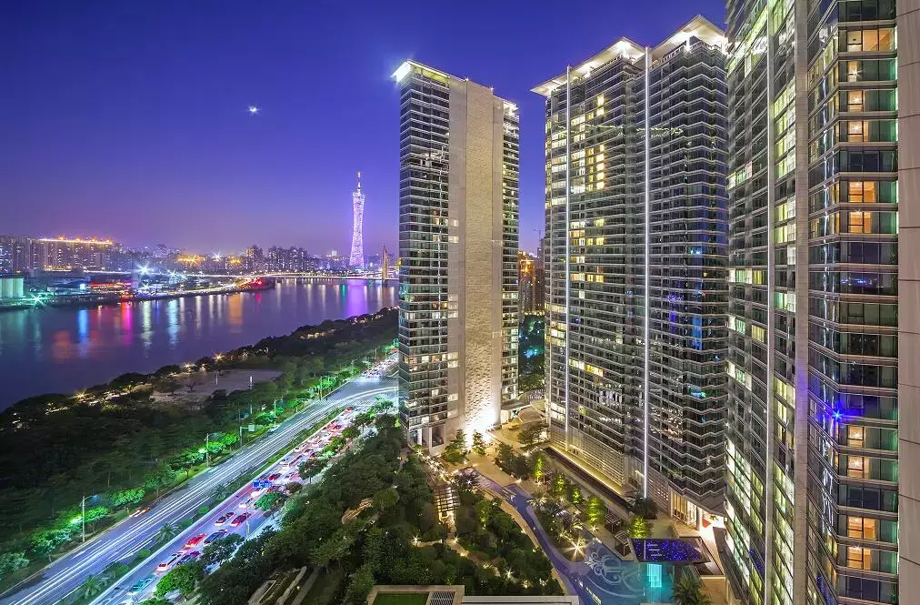 再無一線江景！佛山CBD頂豪出鞘，18米天幕恐成絕版