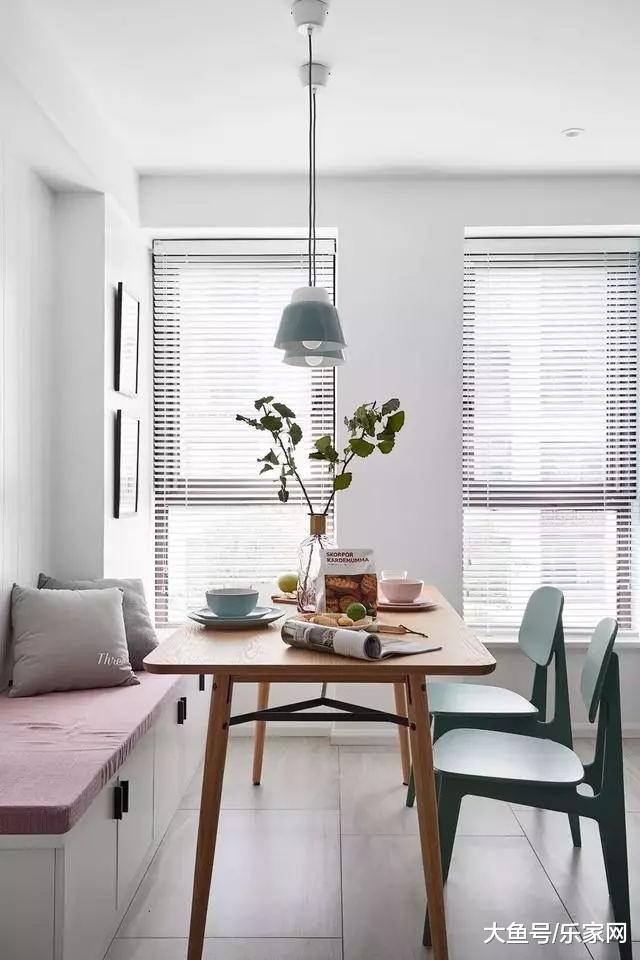 飘窗都已经过时了，现在流行卡座，这么美的卡座你见过吗？