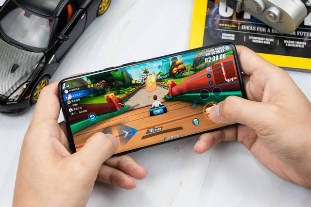 QQ飞车全国挑战赛即将迎来决赛，职业选手将尝鲜90Hz高帧游戏体验