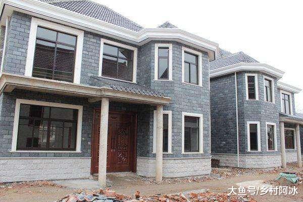 农民几十万盖好的楼房，一年为何住不上几天？这房子盖的值吗？