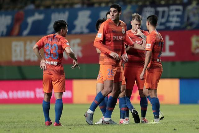 鲁能足协杯决战有三大好消息，形成六人攻击群，还需弥补两短板