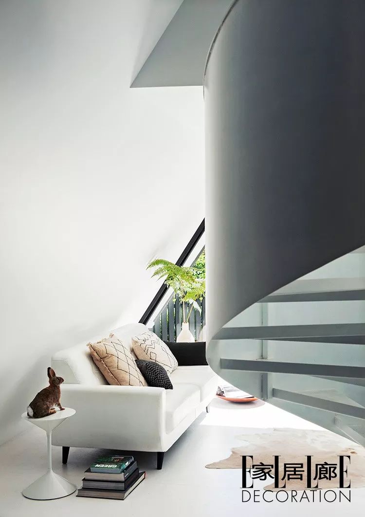 有些人闲得没事，喜欢在屋子里造房子