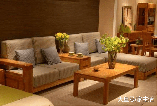 红木、布艺和真皮沙发哪种最好？好多人不知道，入住才知遇坑了