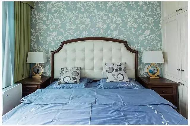 轻奢靓丽的简欧三居室，开门见厅的户型同样能做到完美的入户收纳