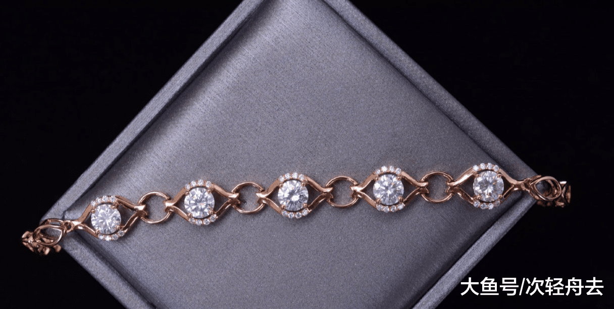 不小心就会上当！被称为“宝石之王”钻石骗局你中招了吗？