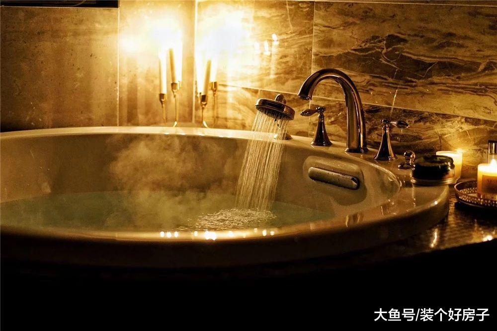 她亲手打造出与井柏然同款的家, 在书墙里藏下卧室和书房!