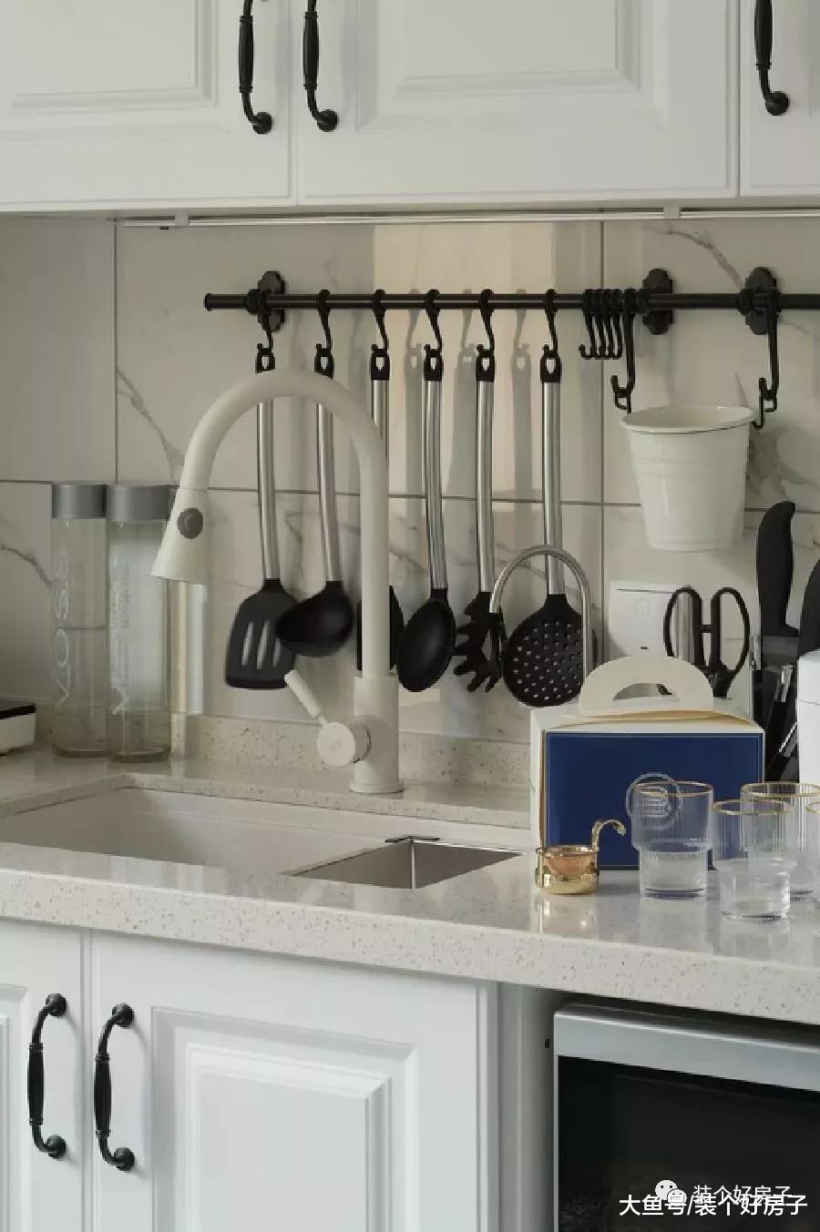 她用上海50㎡小宅秒杀大户人家，一室变两室，还有步入式衣帽间！