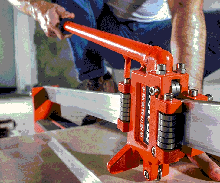 电焊机别用了！“新式五金”来袭，啥铁都能悍，一人干活贼省力