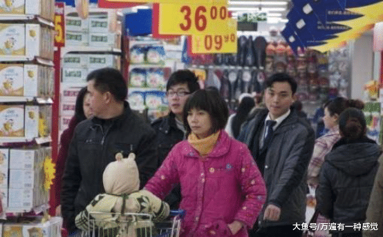 立冬过后，农村“睡衣帮”越来越多，专家说不像话，农民不以为然