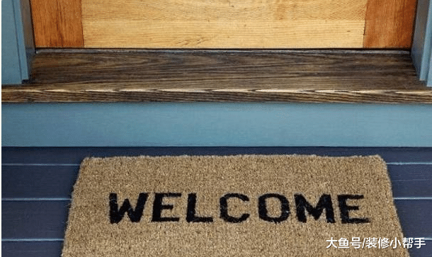 入地垫摆放有技巧，大部分人都是随便乱摆，快来看看正确的摆法