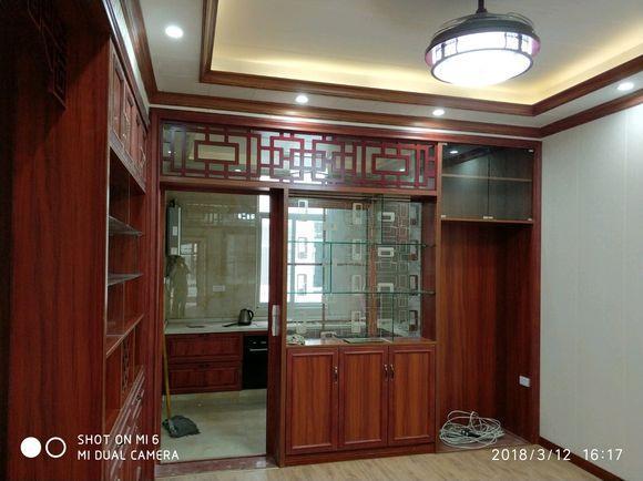 自己設計的中式風格，被人說丑，像中老年審美