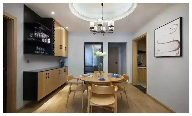 102㎡清新原木风三居，看似简单的设计却营造出更高雅的格调！