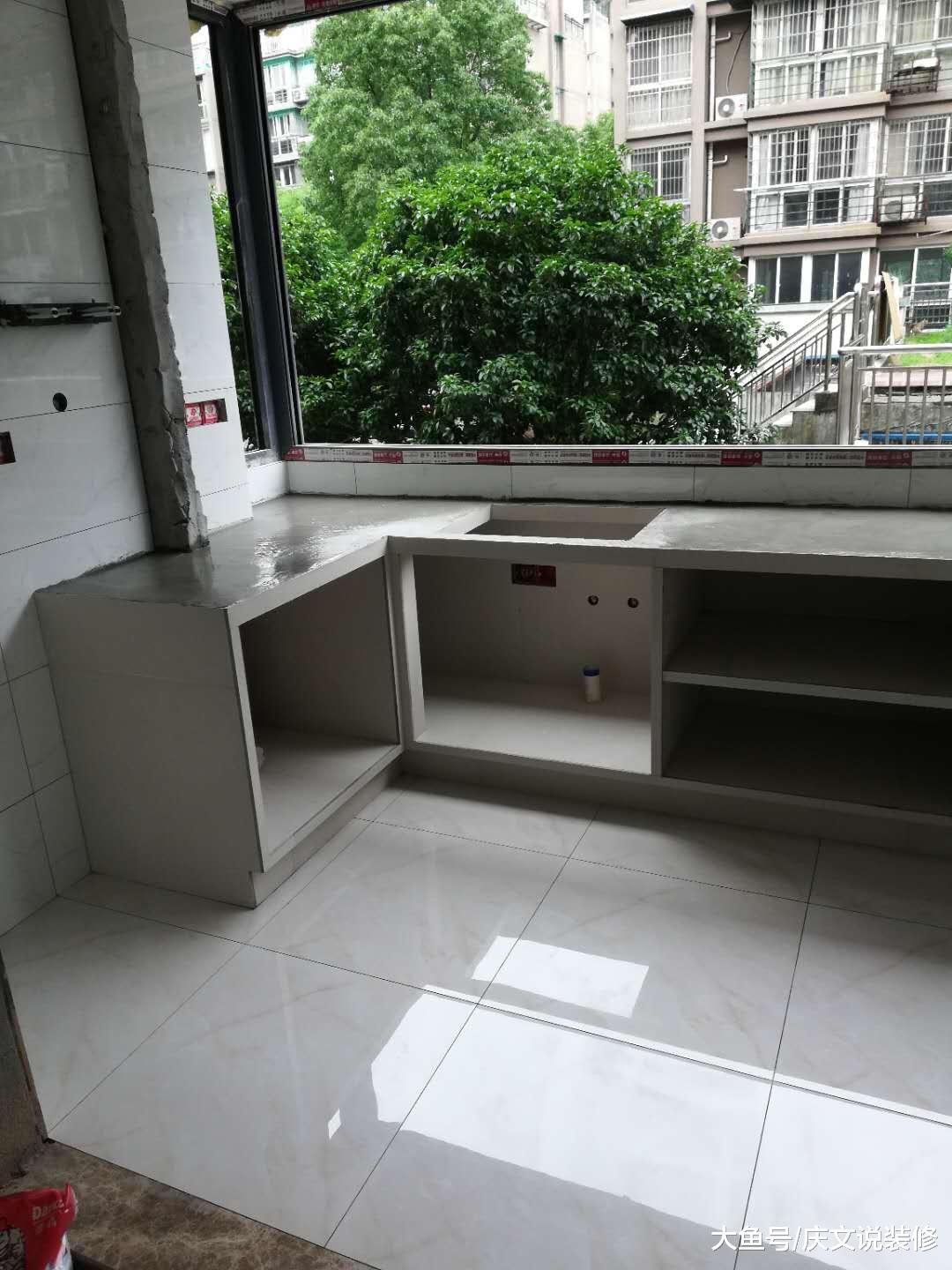 谁说只有地板和木纹砖能“工”字铺，普通瓷砖也可以！