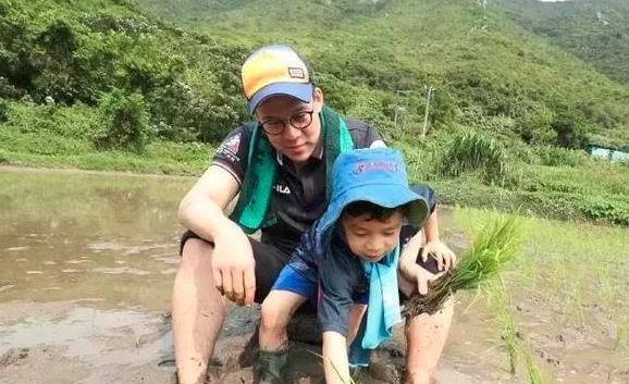 郭晶晶育儿有一套，“虎妈”式育儿有多妙？论接触大自然的重要性