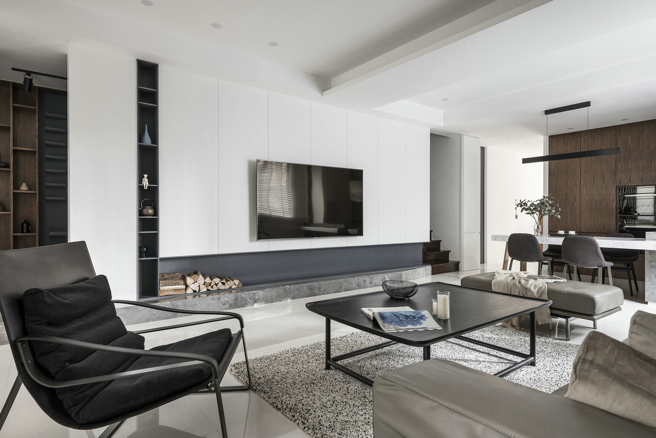 成都简约台式范装修 宁静、沉稳的气息，且更具归属感的新家