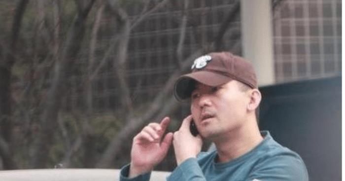 52岁那英婚姻现状：丈夫身价百亿，儿女双全幸福成这样！