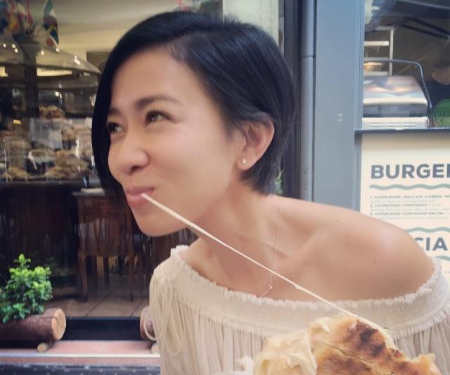 苦恋张智霖18年，是袁咏仪最不想见到的人，今43岁仍单身！