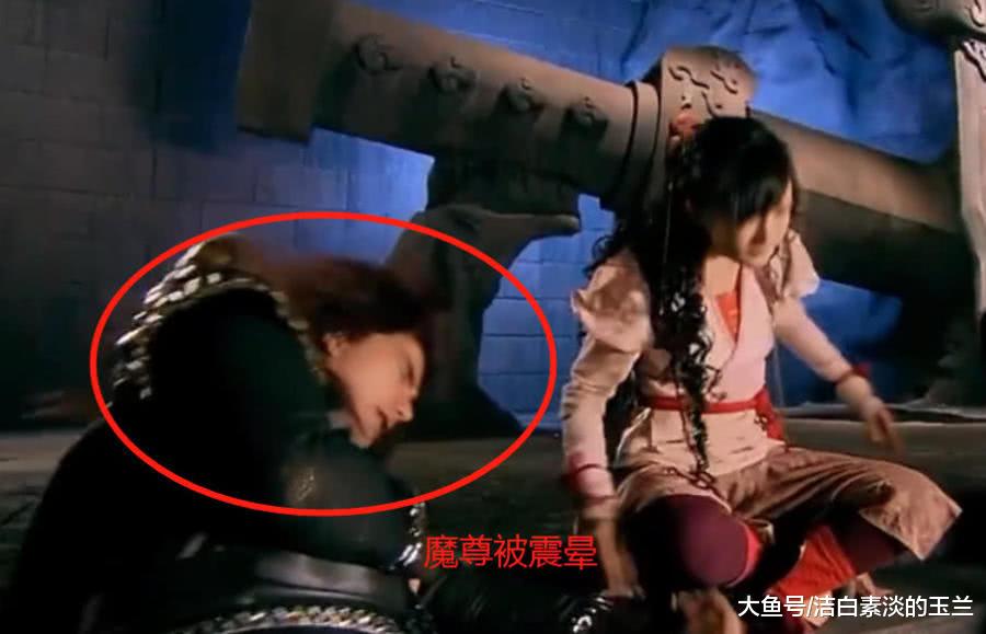 仙剑三：结局时，众人传功给景天，谁发现他也在，躲在角落没出声