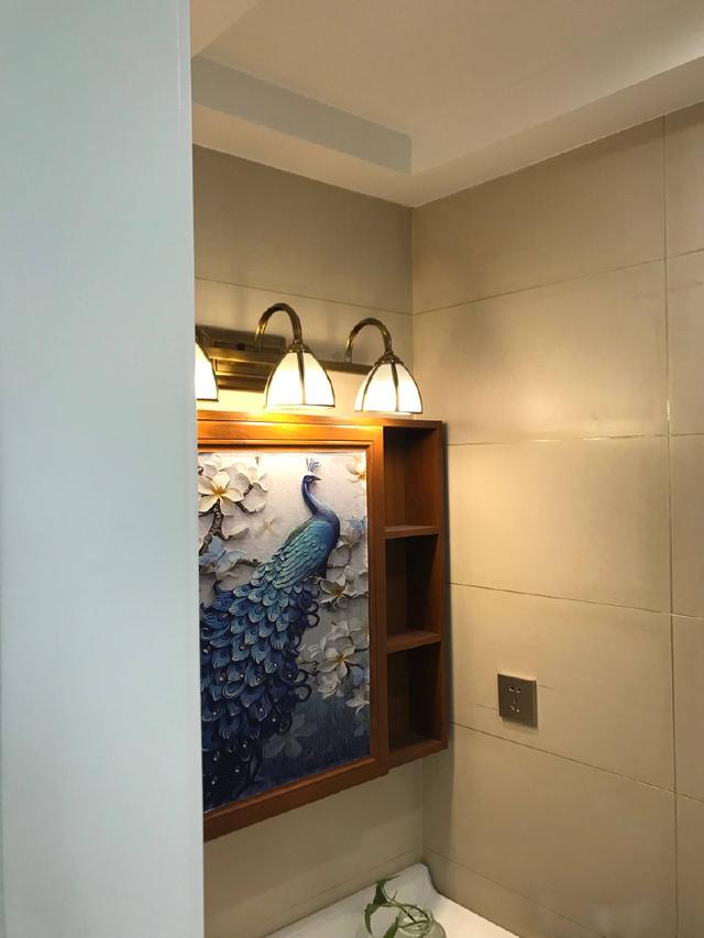 忙活四个月，人生第一套新房装修完工，效果很漂亮尤其是电视墙！