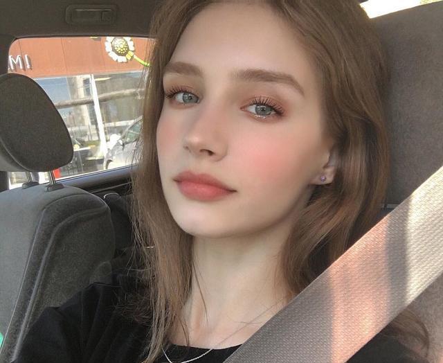 揭秘：俄罗斯美女那么多，为什么只有少数能成为“超模”？