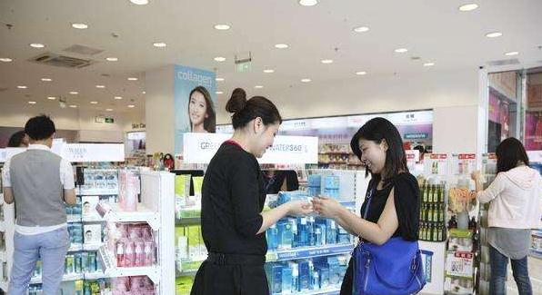 屈臣氏这些“牛货”为何从不推荐？员工无奈说出实情，答案让你很意外