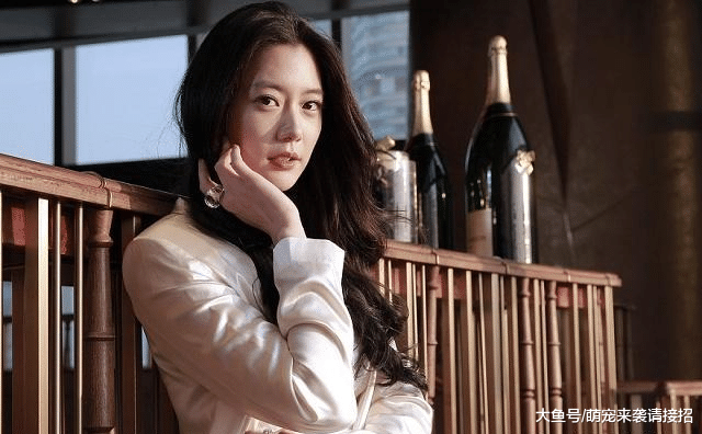 被称亚洲第一美女身材火辣, 曾自爆喜欢古天乐, 今33岁嫁美国富商!