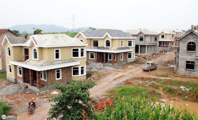 北方的破旧农村只能一拆了之吗