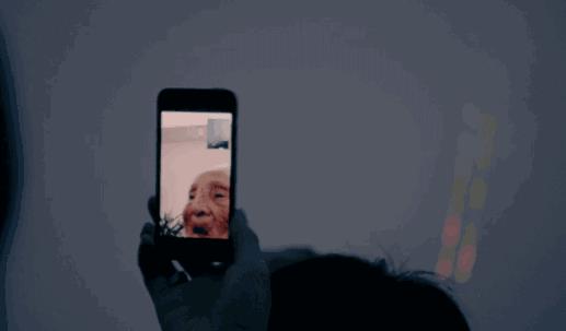 设计国庆焰火的蔡国强，还曾搭出500米长的焰火“天梯”