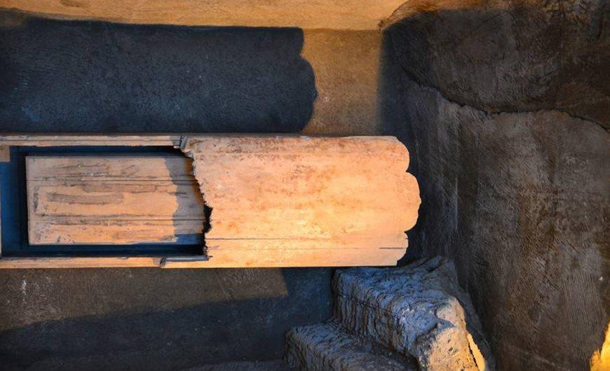 重庆发现1座皇帝墓，考古专家痛哭流涕，韩国却一下来了50多人！