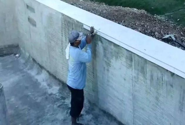 教你农村自建房如何自己挖个泳池