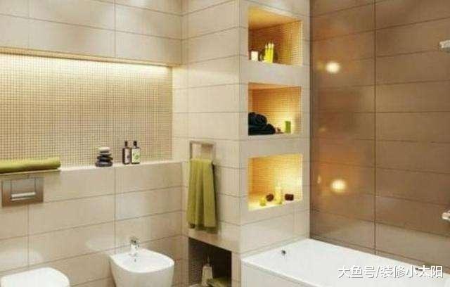 卫生间万万不要装置物架了，头次见这种设计，既省钱又防水