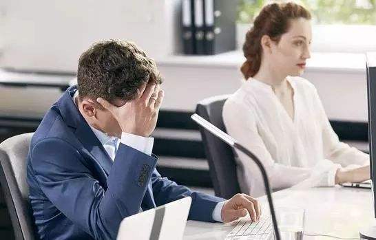 为什么那么多的年轻人，都不愿意去深圳工作？原因让人心酸