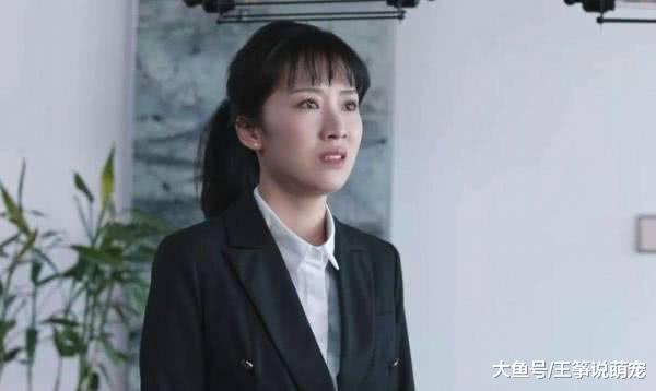 都挺好：朱丽意外怀孕，一条短信让明成质问朱丽：孩子是谁的！