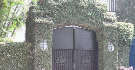 晒晒刘翔住的豪宅，在上海住价值过亿的房子，小区内全是富豪