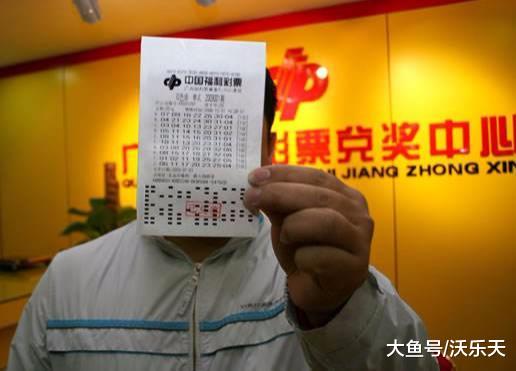 79期双色球结果，头等奖开出15注，彩民道，终于等到了你！